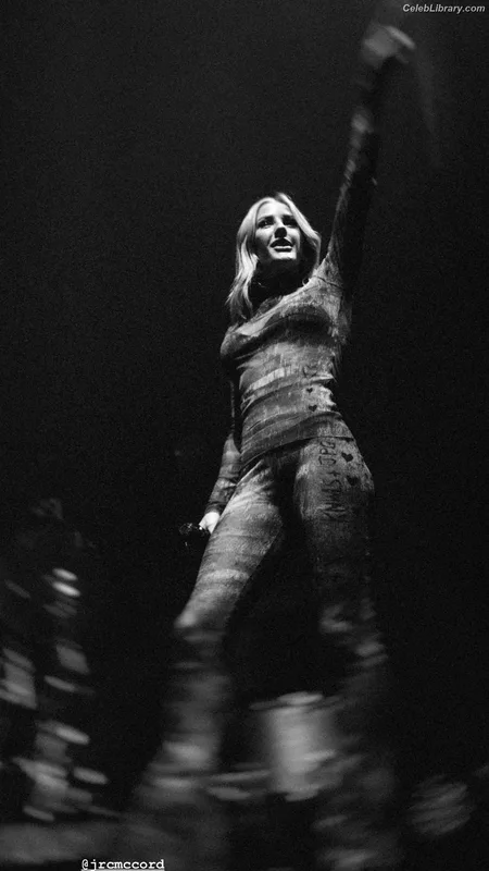 Ellie Goulding photo 23 of 488