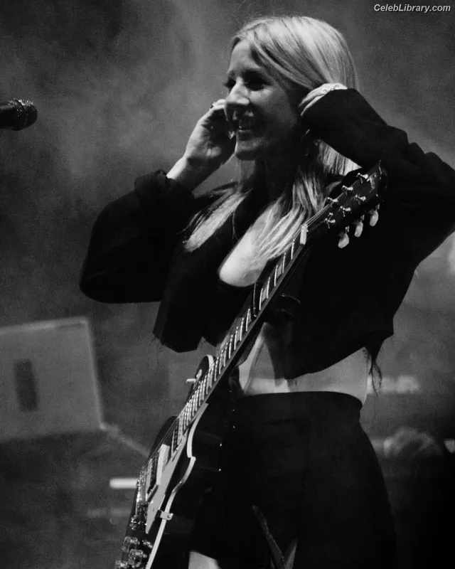 Ellie Goulding photo 17 of 488