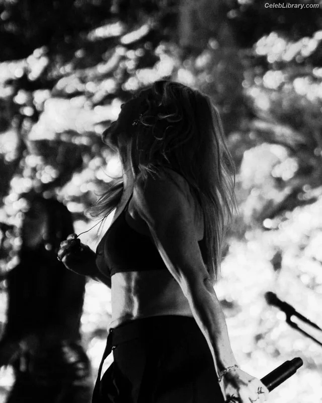 Ellie Goulding photo 19 of 488