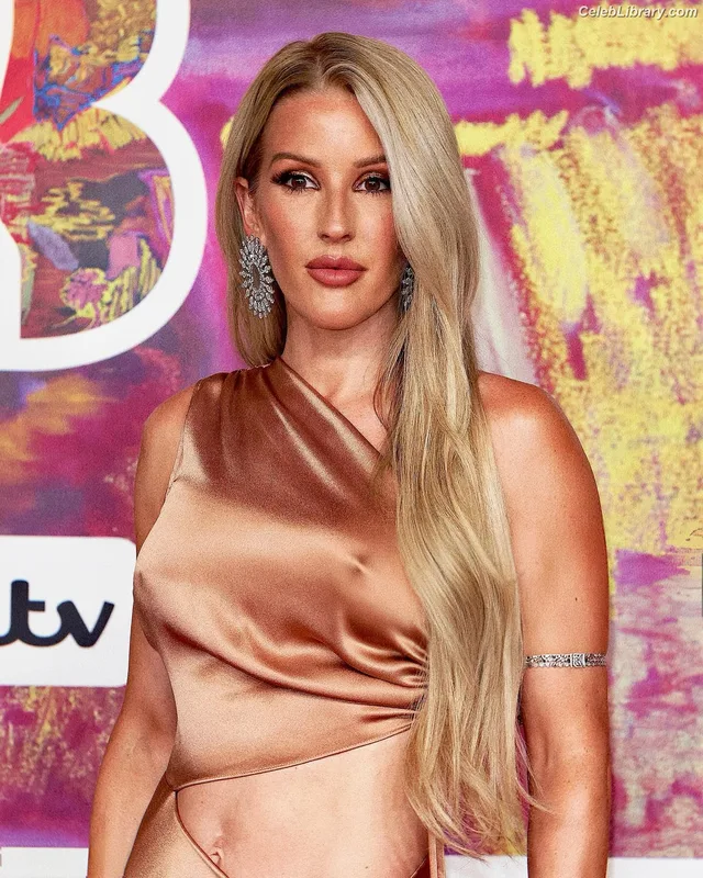 Ellie Goulding photo 23 of 488