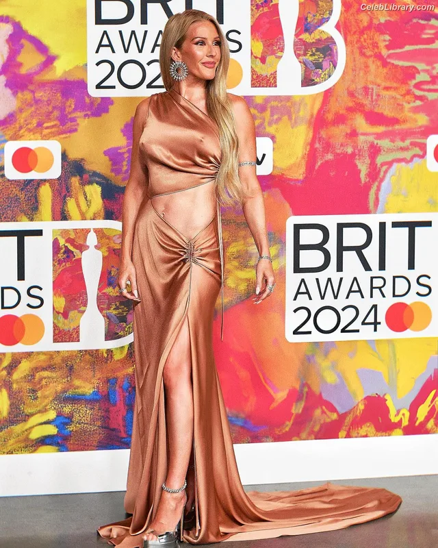Ellie Goulding photo 9 of 488