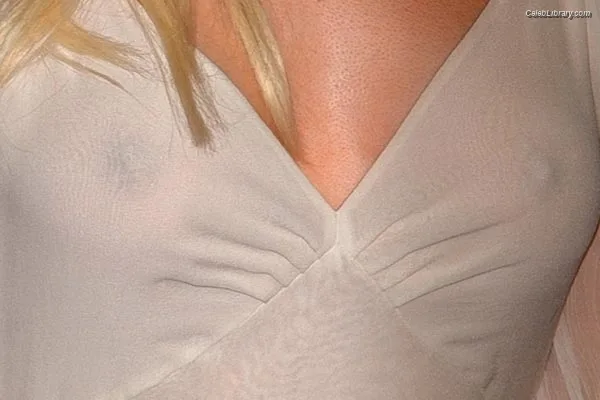 Ellie Goulding photo 14 of 488