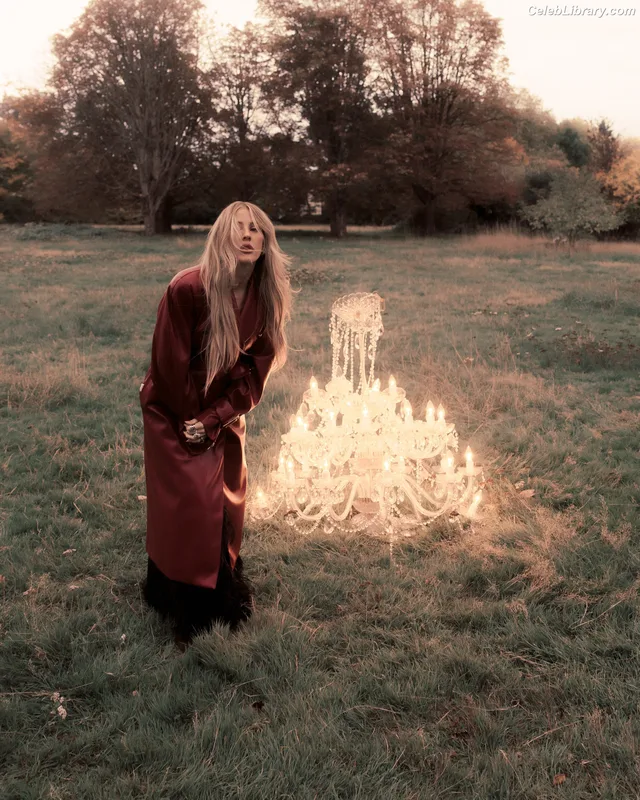 Ellie Goulding photo 11 of 488