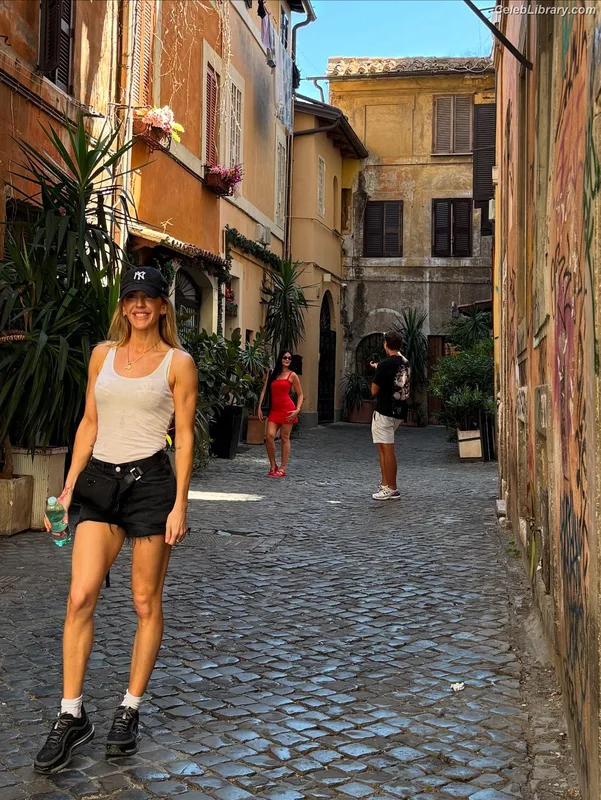 Ellie Goulding photo 19 of 488