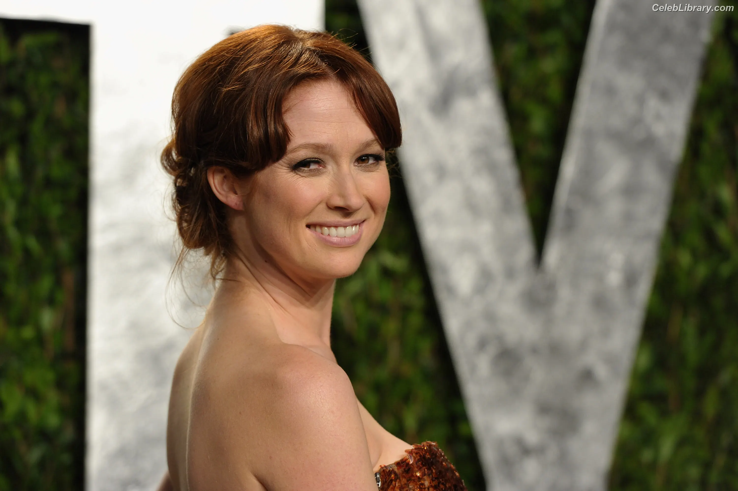 Ellie Kemper photo 21 of 100