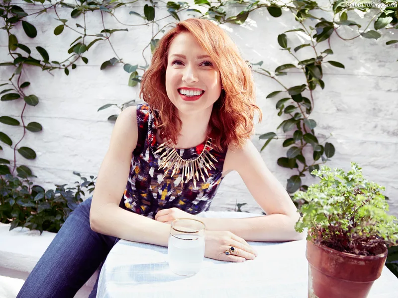 Ellie Kemper photo 6 of 99