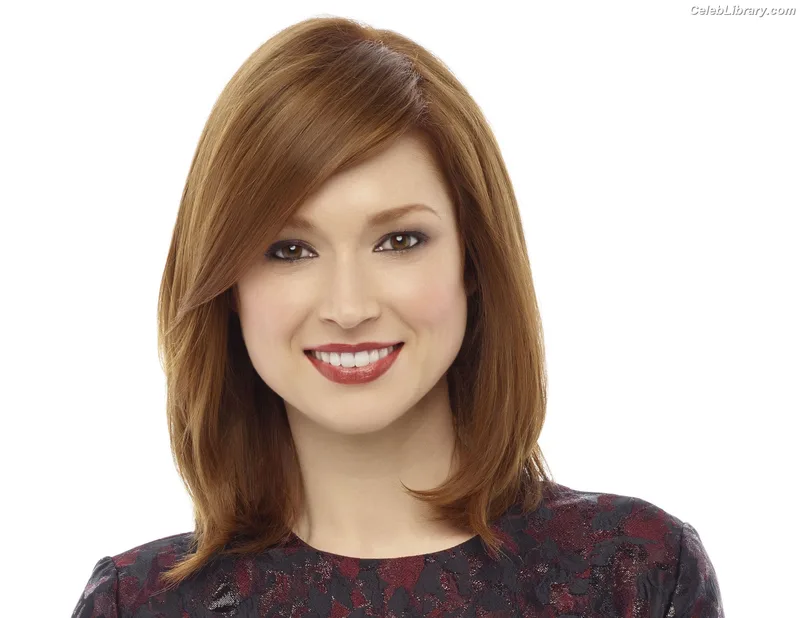 Ellie Kemper photo 8 of 99