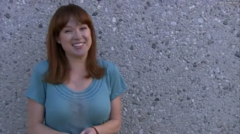 Ellie Kemper photo 5 of 99