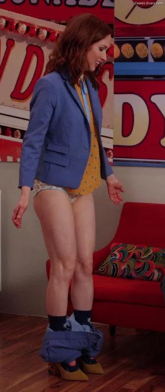 Ellie Kemper photo 21 of 99