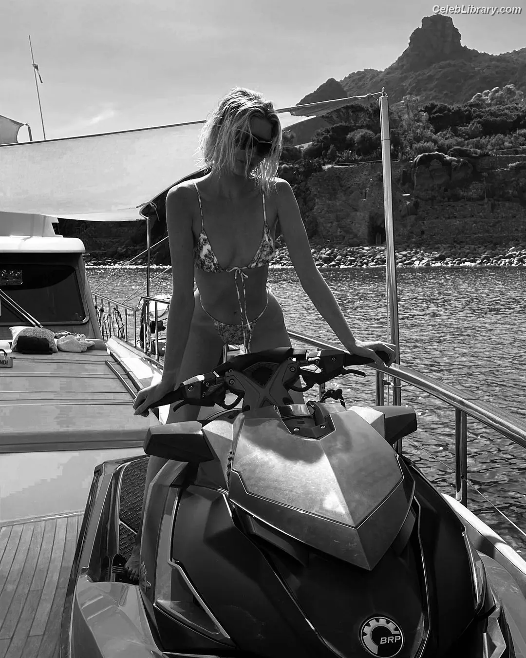 Elsa Hosk photo 6 of 1595