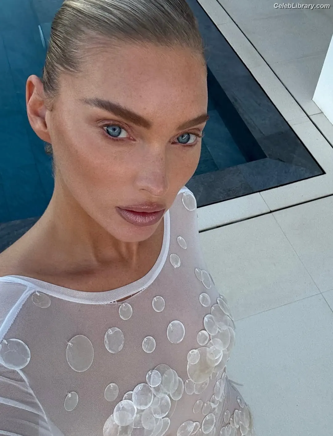 Elsa Hosk photo 6 of 1595