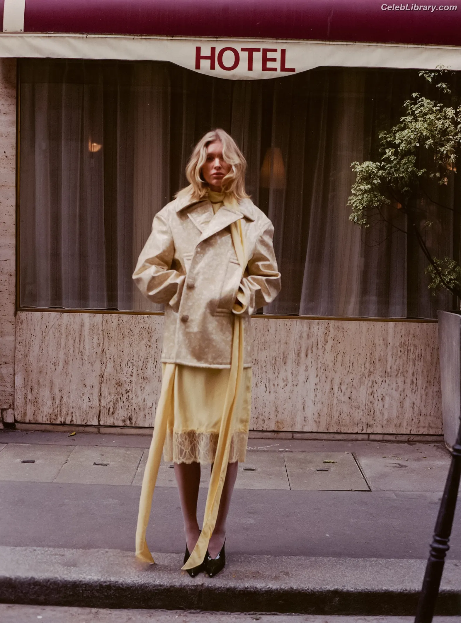 Elsa Hosk photo 21 of 1595