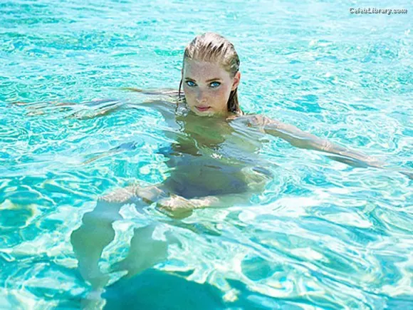 Elsa Hosk photo 5 of 1595