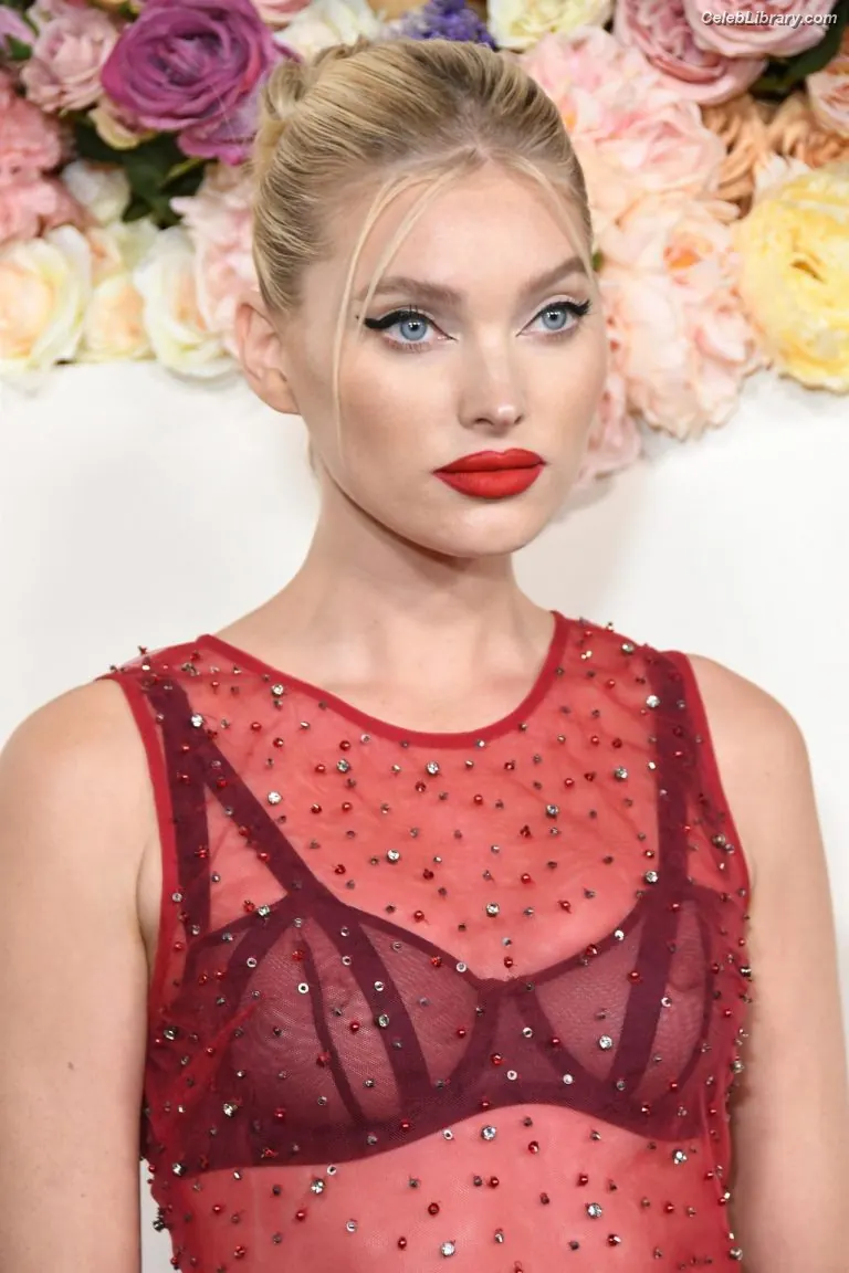 Elsa Hosk photo 11 of 1595