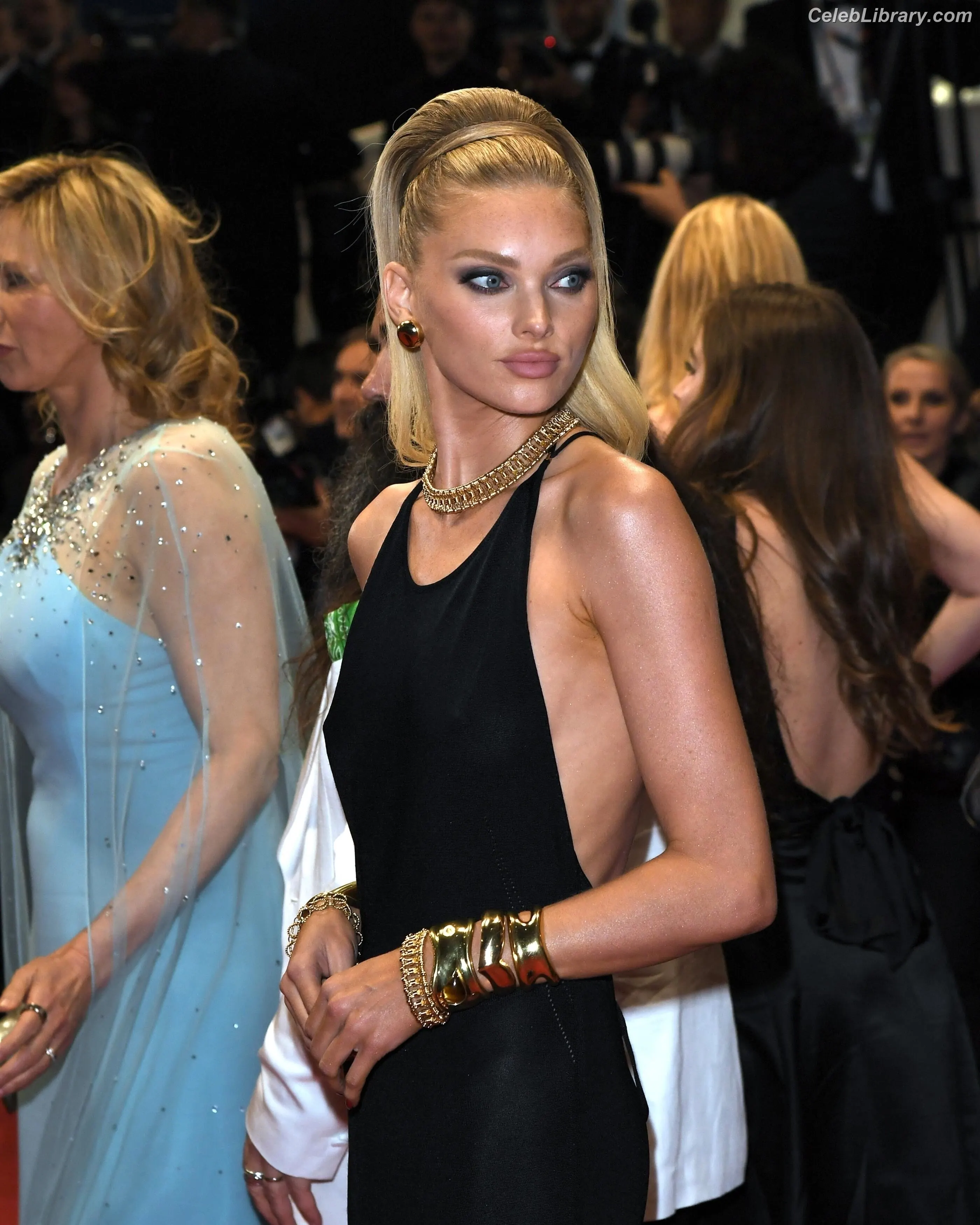 Elsa Hosk photo 17 of 1595