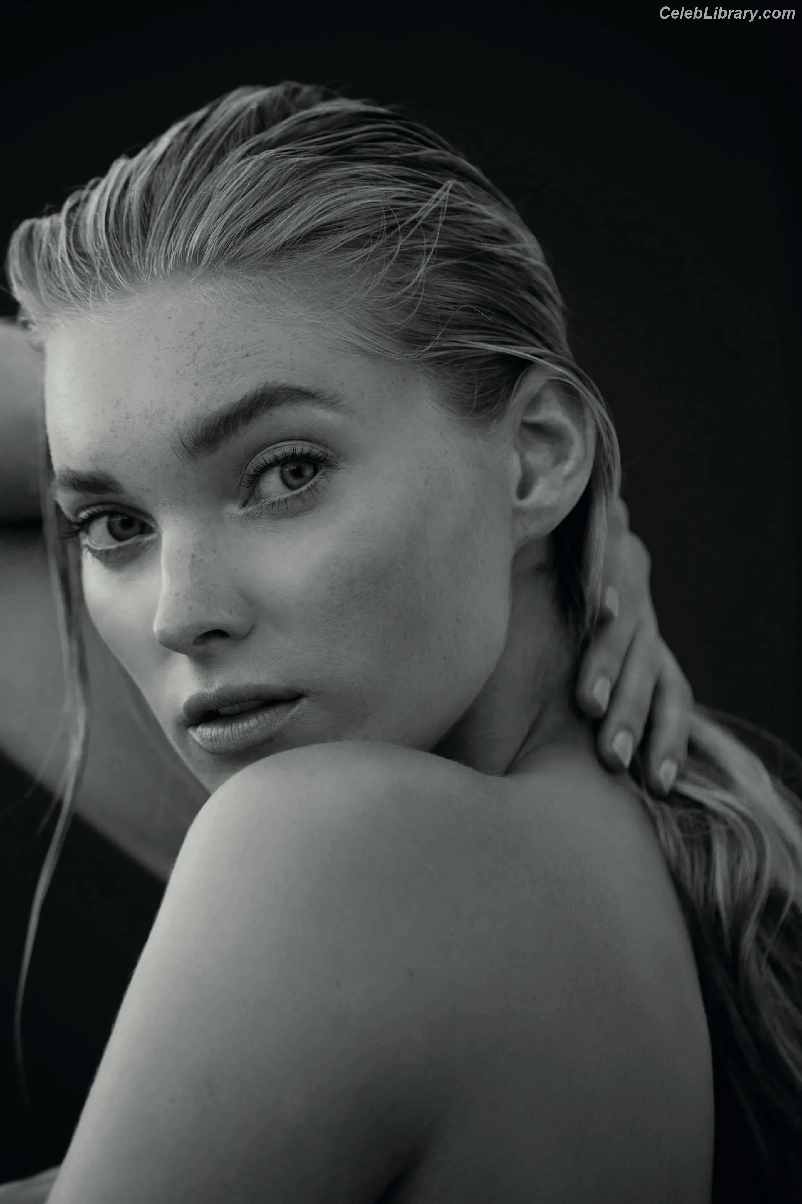 Elsa Hosk photo 19 of 1595