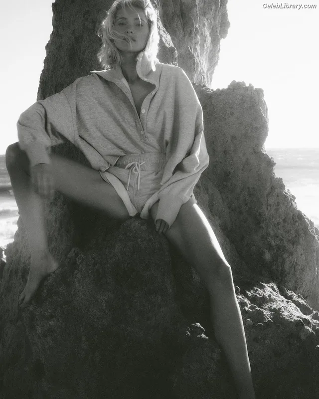 Elsa Hosk photo 11 of 1572
