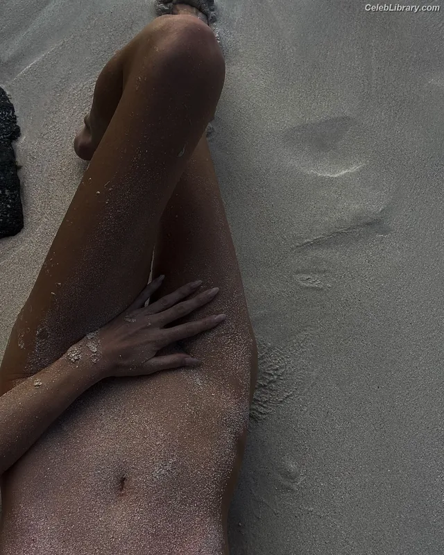 Elsa Hosk photo 23 of 1572