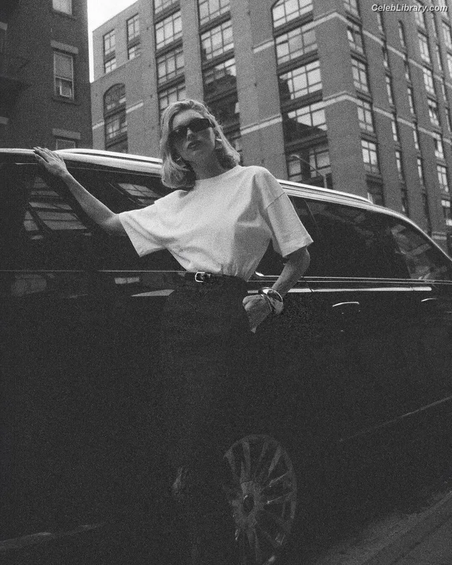 Elsa Hosk photo 21 of 1572
