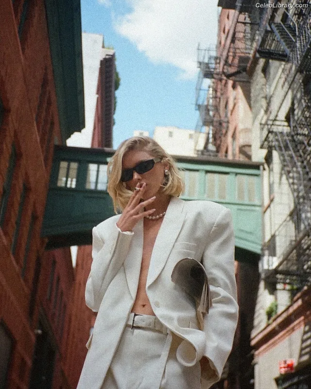 Elsa Hosk photo 4 of 1572