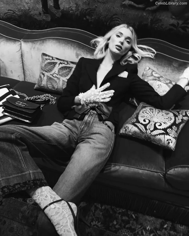 Elsa Hosk photo 10 of 1572