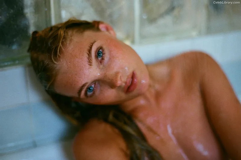 Elsa Hosk photo 8 of 1572