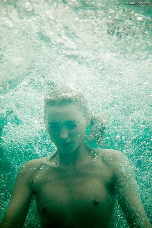 Elsa Hosk photo 11 of 1572