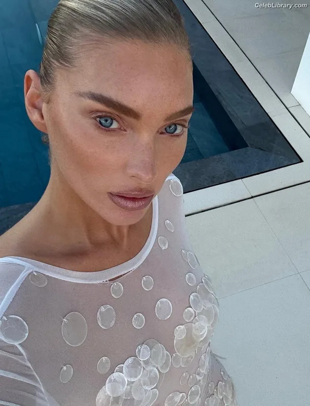 Elsa Hosk photo 4 of 1572
