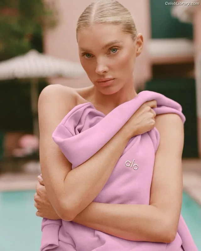 Elsa Hosk photo 6 of 1572