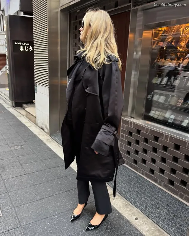 Elsa Hosk photo 12 of 1572