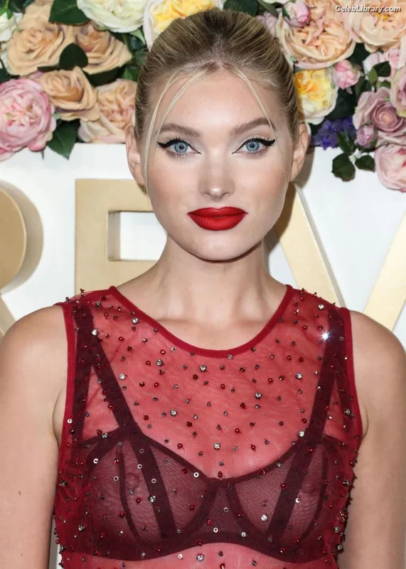 Elsa Hosk photo 9 of 1572