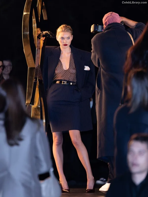 Elsa Hosk photo 13 of 1572