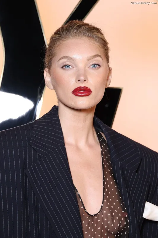 Elsa Hosk photo 18 of 1572