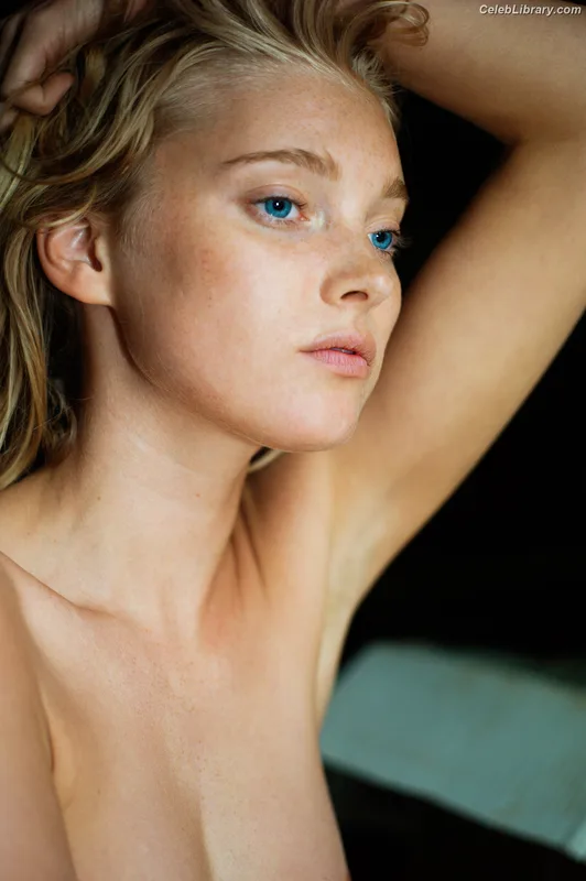 Elsa Hosk photo 3 of 1572