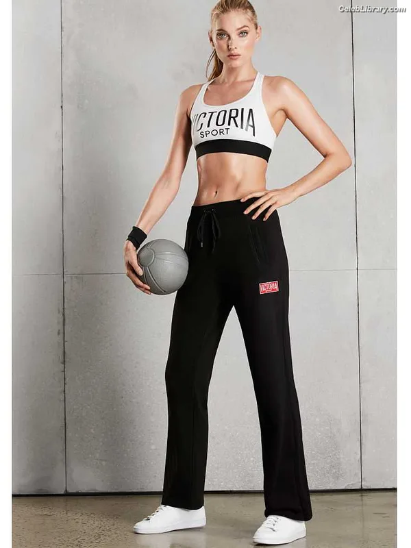 Elsa Hosk photo 6 of 1572