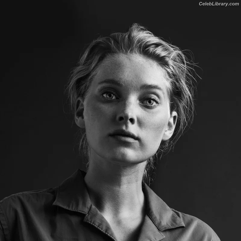 Elsa Hosk photo 21 of 1572
