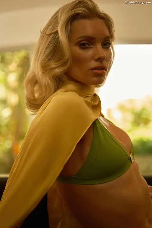 Elsa Hosk photo 16 of 1572