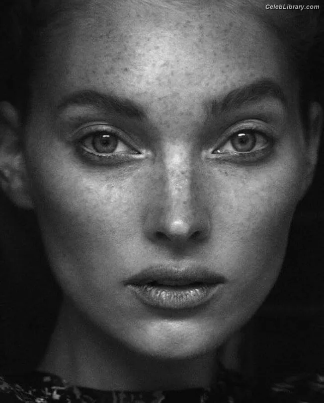 Elsa Hosk photo 13 of 1572