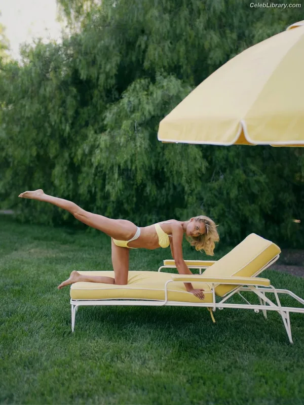 Elsa Hosk photo 9 of 1572