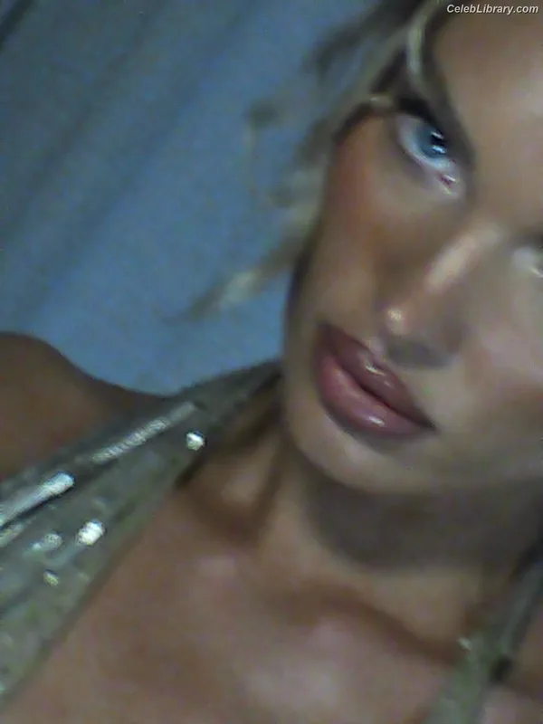Elsa Hosk photo 18 of 1572