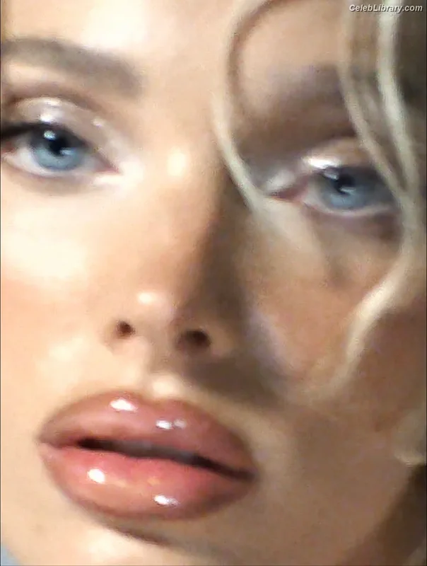 Elsa Hosk photo 24 of 1572