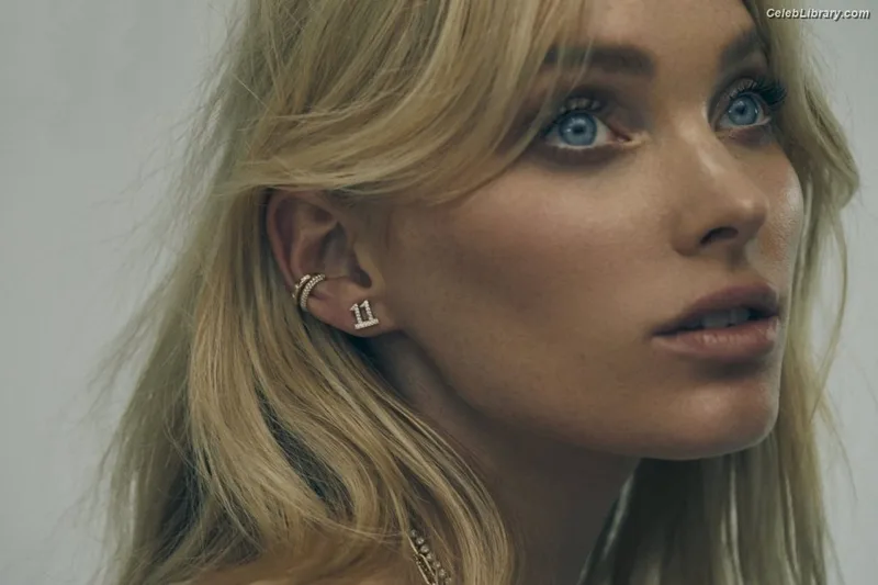 Elsa Hosk photo 12 of 1572