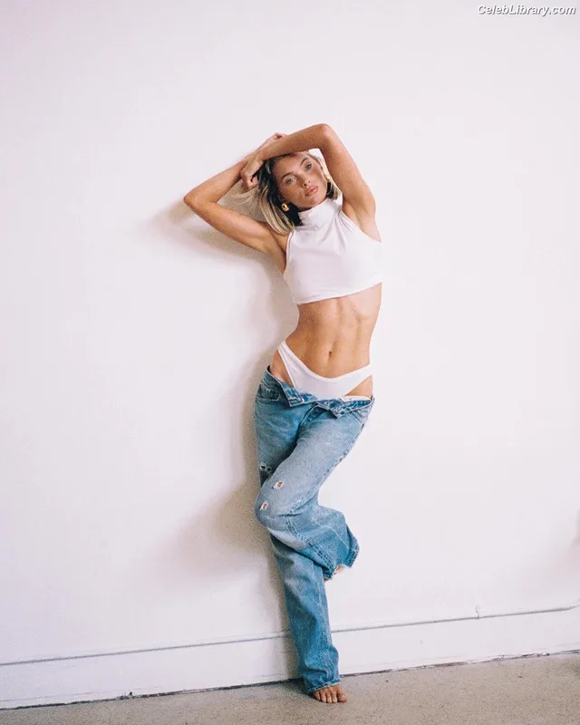 Elsa Hosk photo 24 of 1572