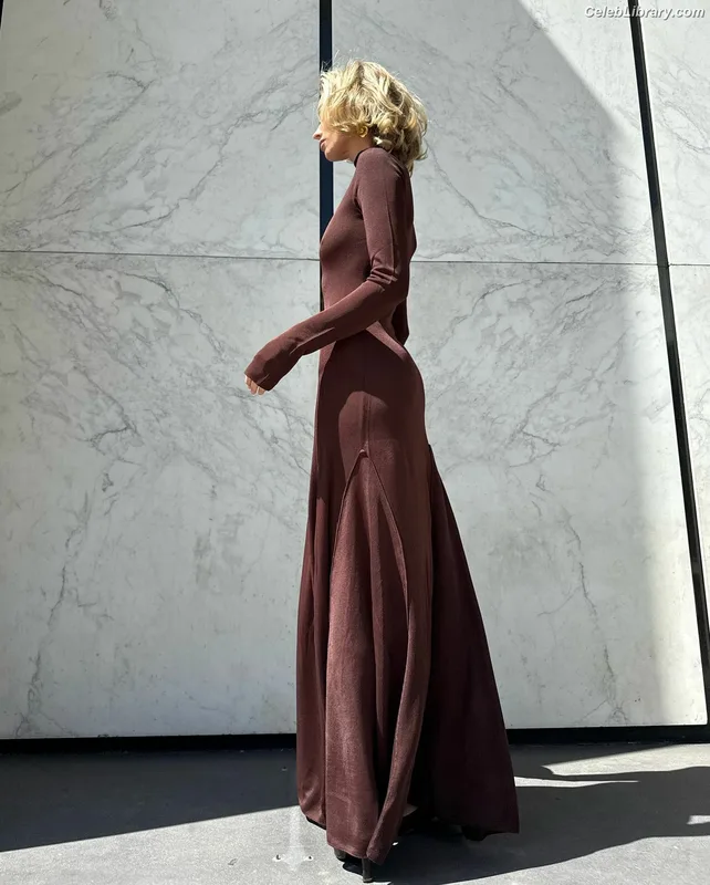 Elsa Hosk photo 10 of 1572