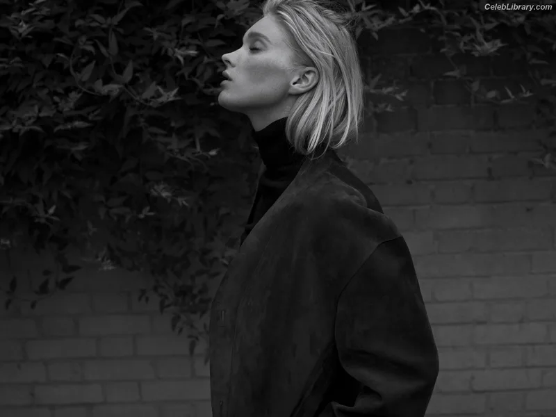 Elsa Hosk photo 8 of 1572