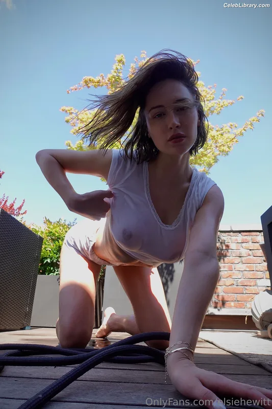 Elsie Hewitt photo 19 of 893