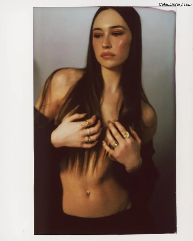 Elsie Hewitt photo 12 of 893