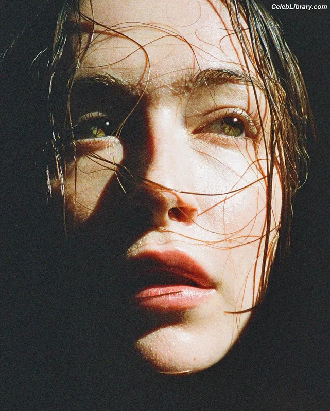 Elsie Hewitt photo 24 of 893