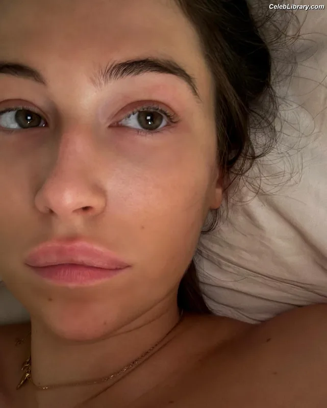 Elsie Hewitt photo 8 of 893