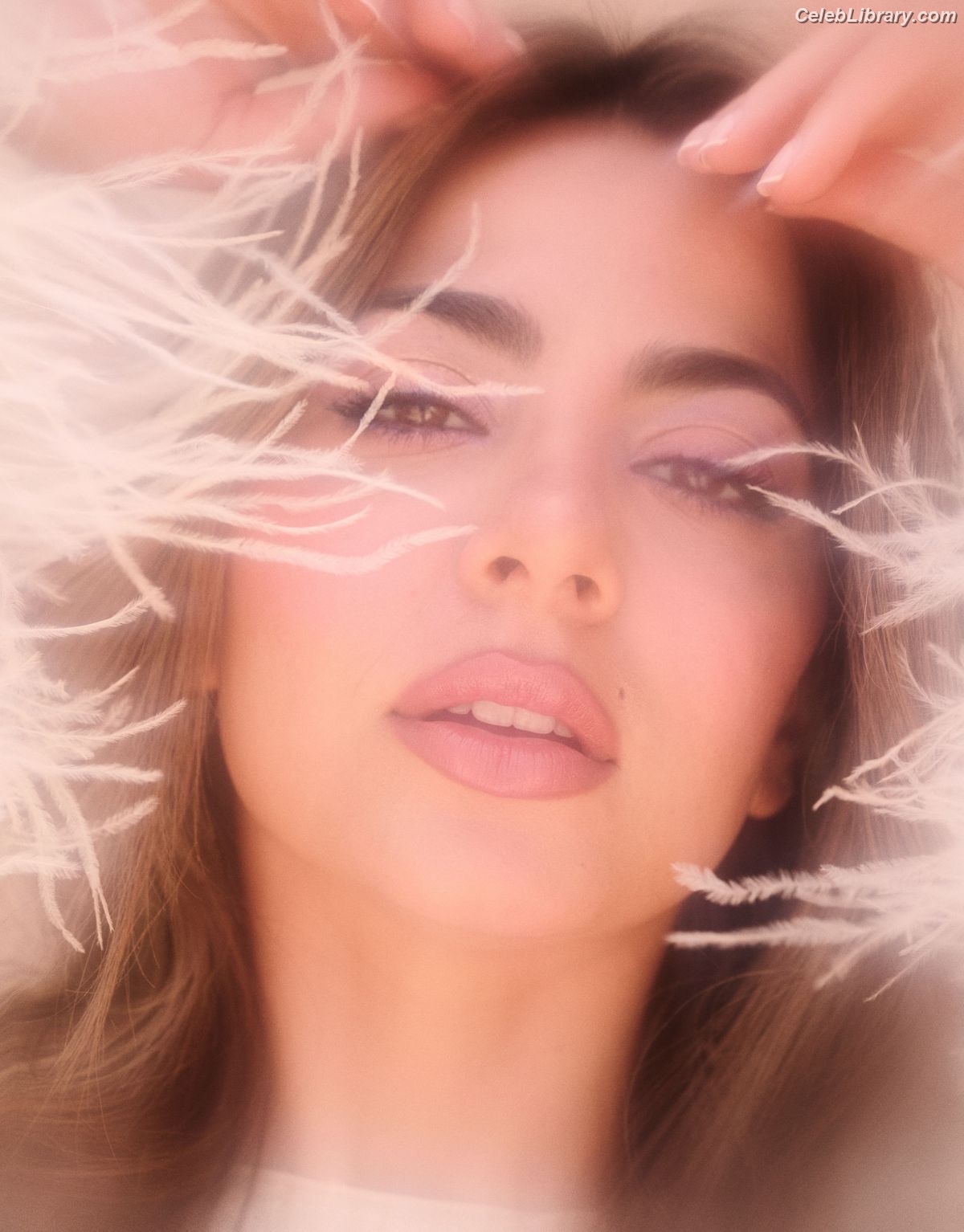 Emeraude Toubia photo 13 of 202